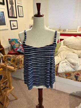 Garnet Hill Tankini Top Size 10